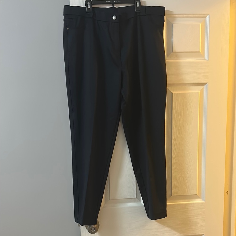 Moda Black Dress Pants with Tapered Leg